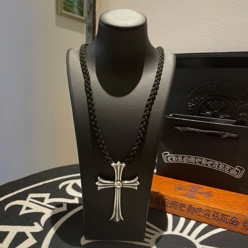 HighQuality Chrxmx Hxxrts Necklaces 297776