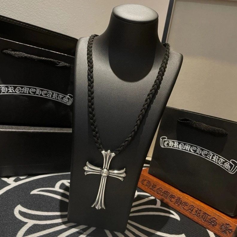 HighQuality Chrxmx Hxxrts Necklaces 297776