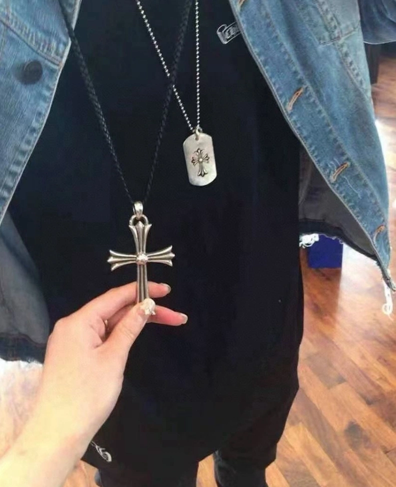 HighQuality Chrxmx Hxxrts Necklaces 297776
