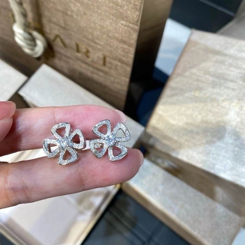 Efficient Chxnxl Earrings 287229