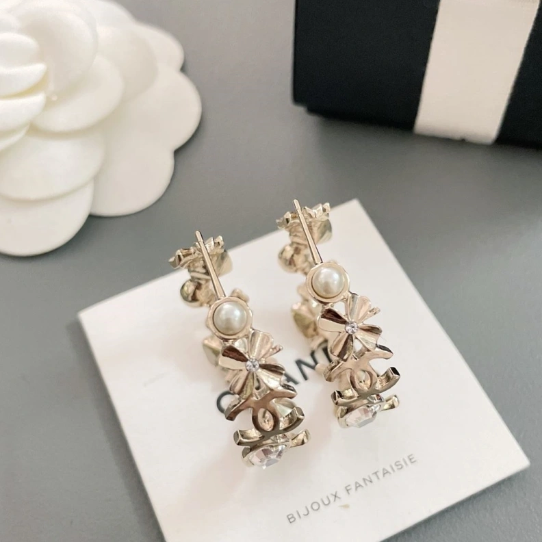 Durable Chxnxl Earrings 287232
