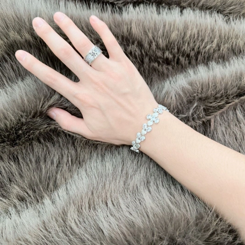 Bold Txffxnx Bracelets 315576