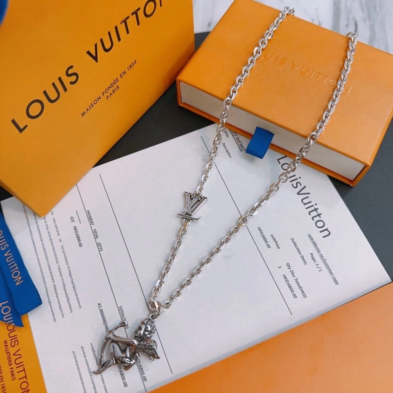 Trendsetting LX Necklaces 309300