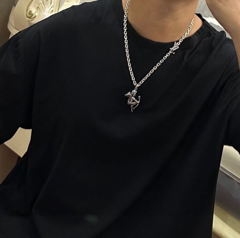 Trendsetting LX Necklaces 309300