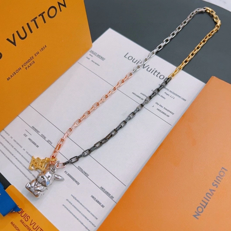 Sophisticated LX Necklaces 309292