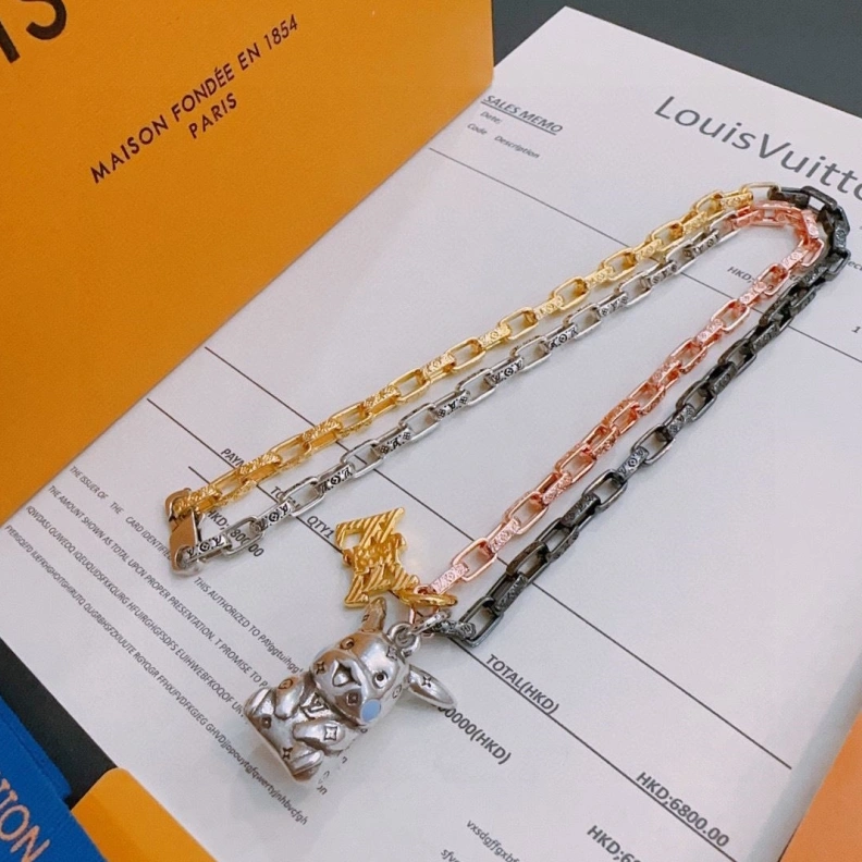 Sophisticated LX Necklaces 309292