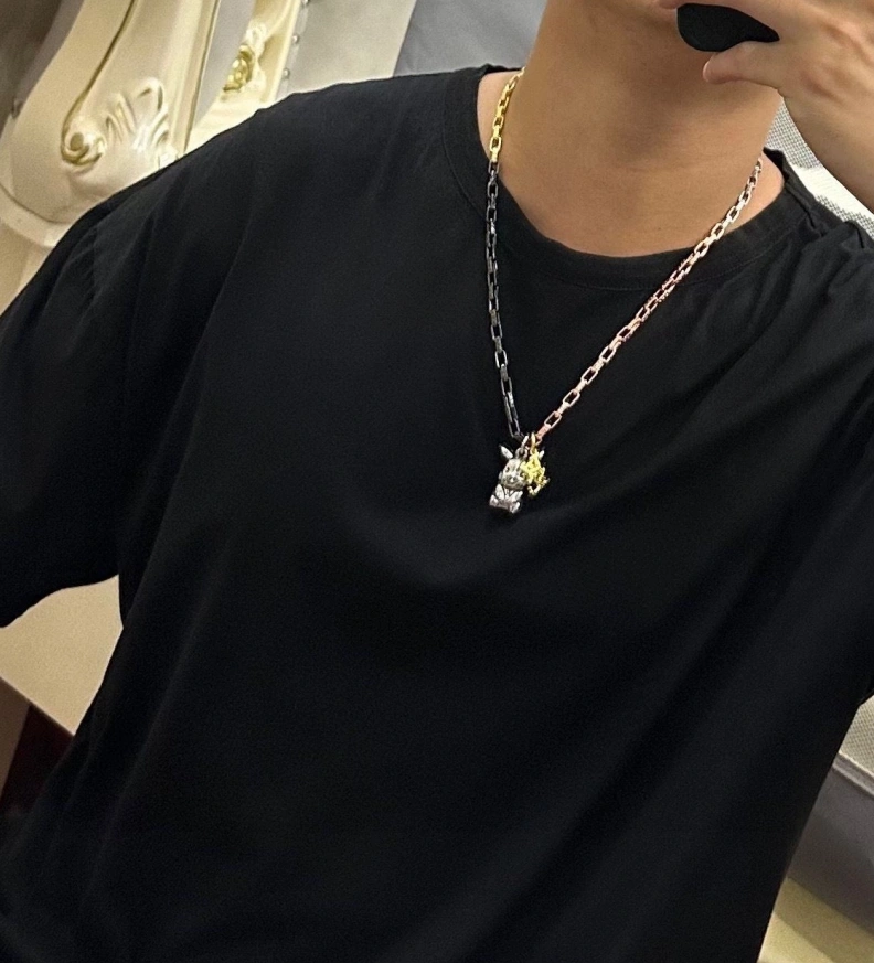 Sophisticated LX Necklaces 309292