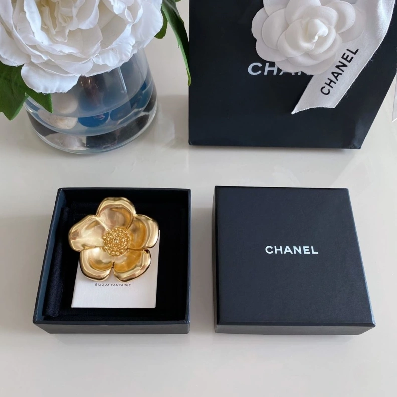 Fashionable Chxnxl Brooches 287774