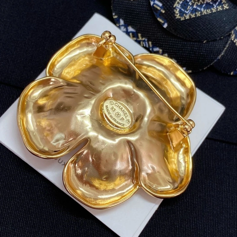 Fashionable Chxnxl Brooches 287774