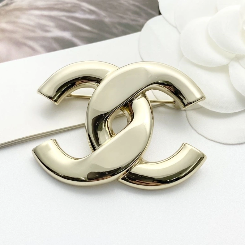 Unique Chxnxl Brooches 287771