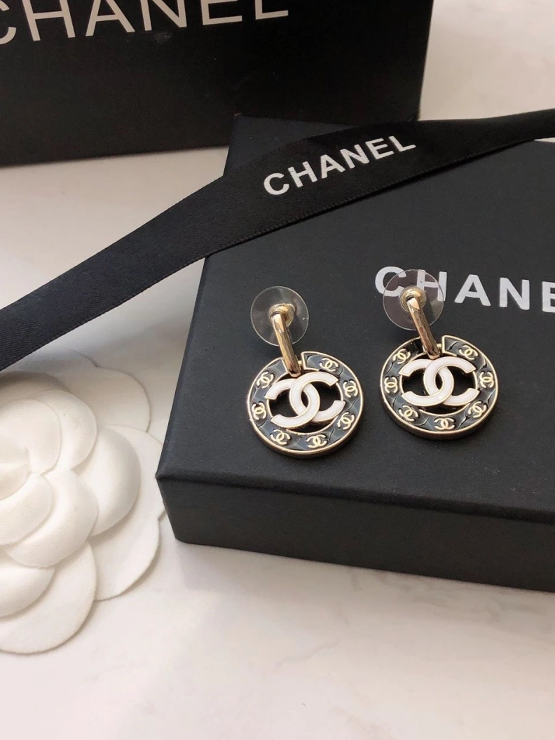 Durable Chxnxl Earrings 287211