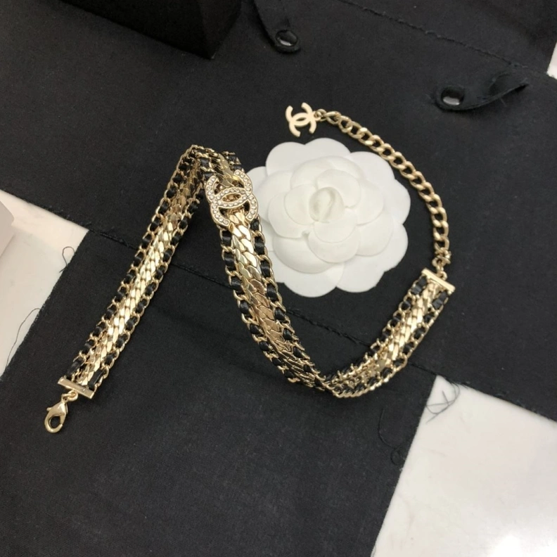 Bold Chxnxl Necklaces 286689