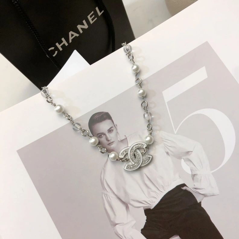 Flexible Chxnxl Necklaces 286681