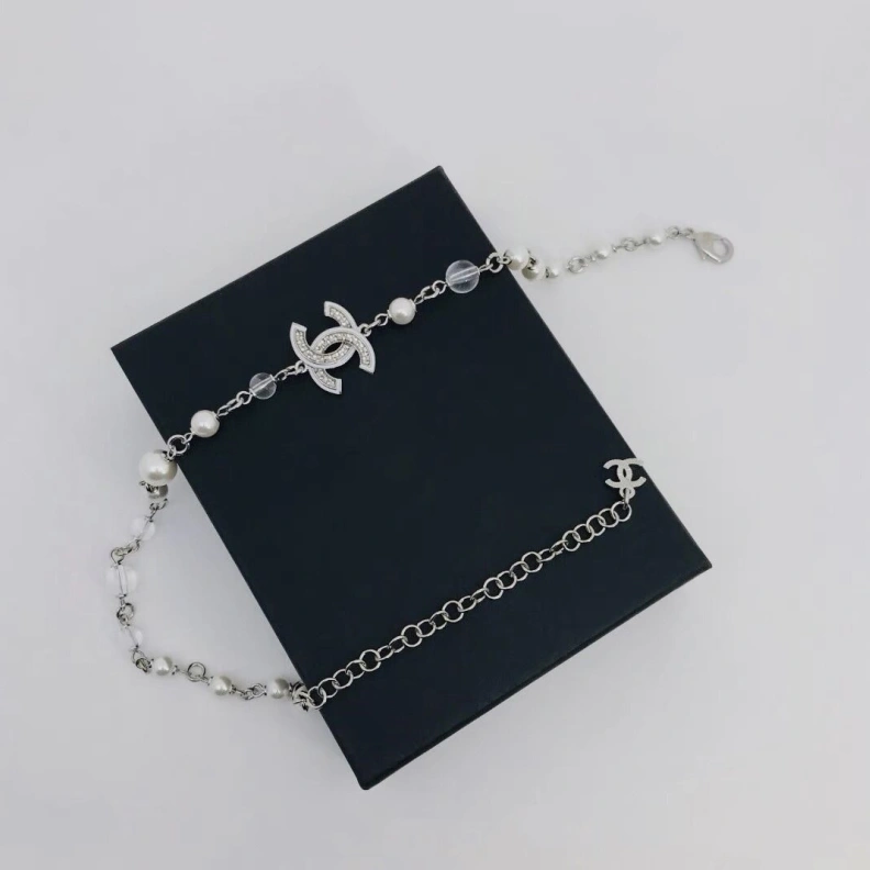 Stylish Chxnxl Necklaces 286678