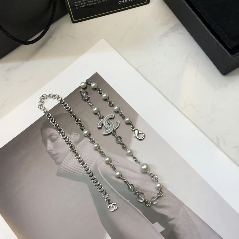 Stylish Chxnxl Necklaces 286678