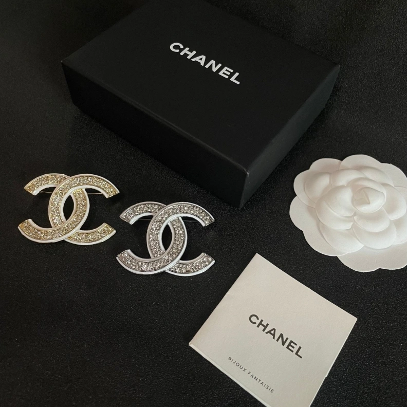 Unique Chxnxl Brooches 287772