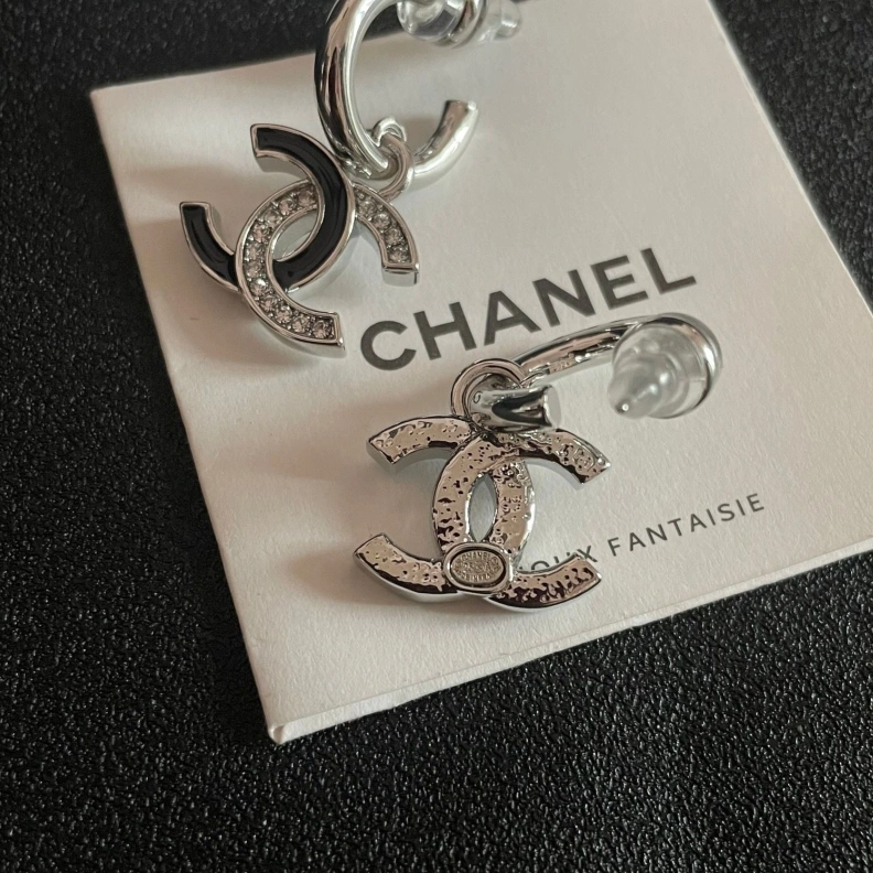 Chxnxl Earrings Practical 287214