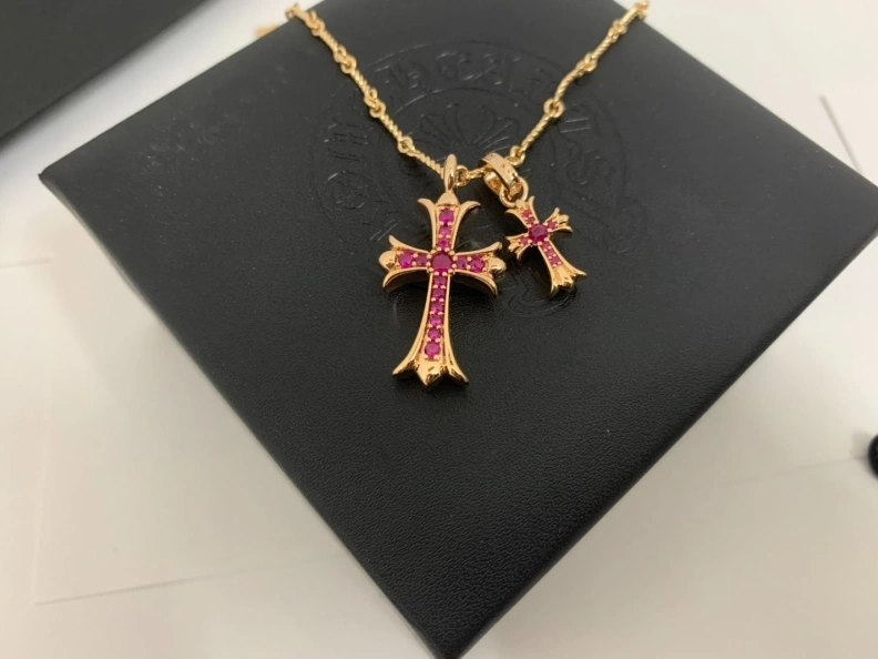 Resilient Chrxmx Hxxrts Necklaces 297771