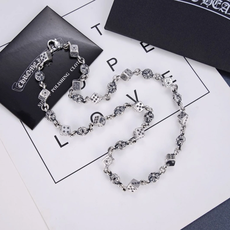 Chrxmx Hxxrts Necklaces Breathable 297761