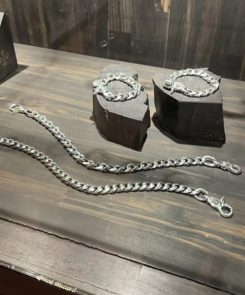 Chrxmx Hxxrts Bracelets Sophisticated 298179