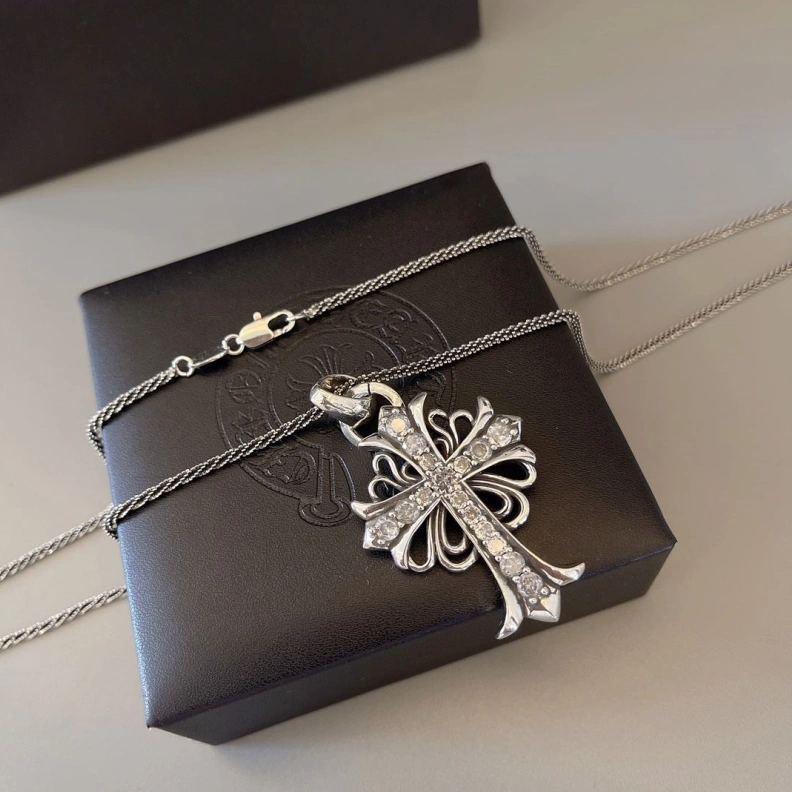 Chrxmx Hxxrts Necklaces GoAnywhere 297770