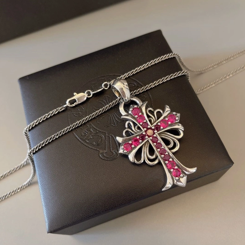 Comfortable Chrxmx Hxxrts Necklaces 297768