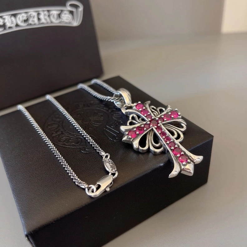 Comfortable Chrxmx Hxxrts Necklaces 297768