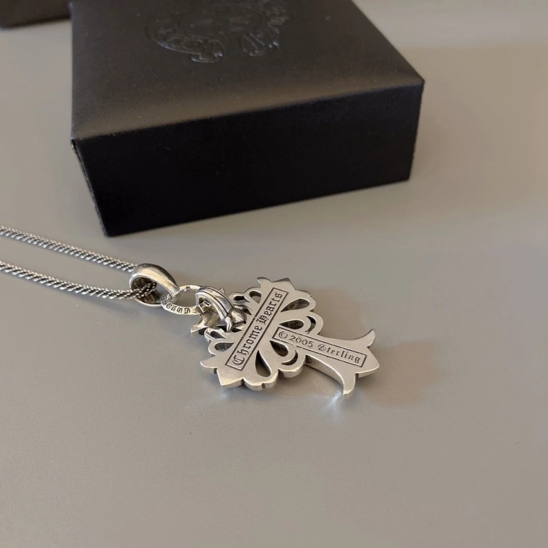 Comfortable Chrxmx Hxxrts Necklaces 297768