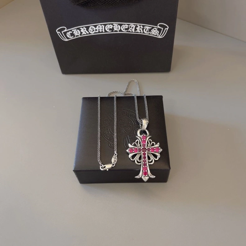 Comfortable Chrxmx Hxxrts Necklaces 297768
