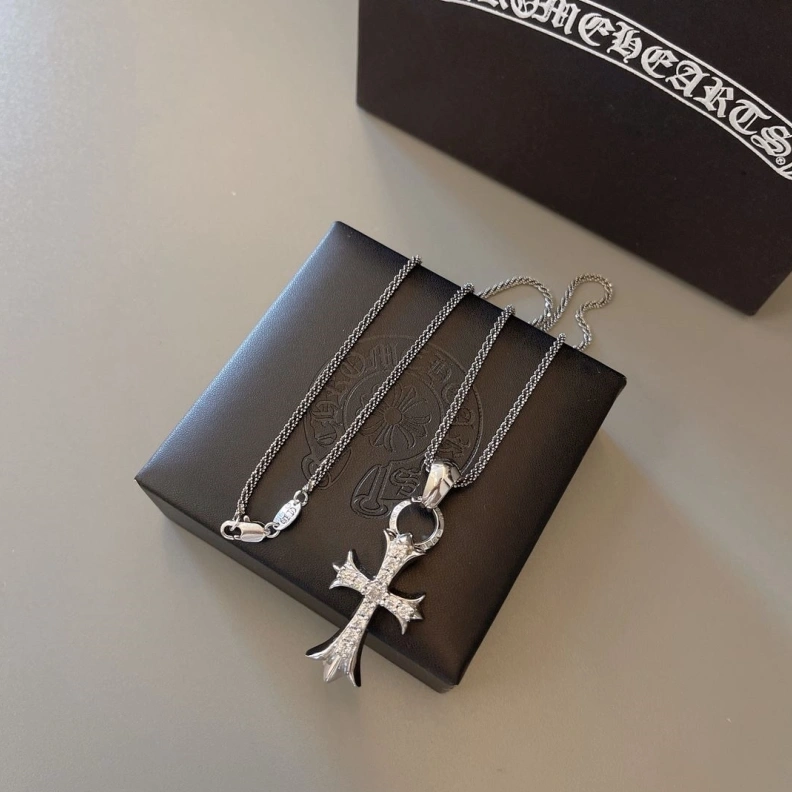 Chrxmx Hxxrts Necklaces Classic 297765