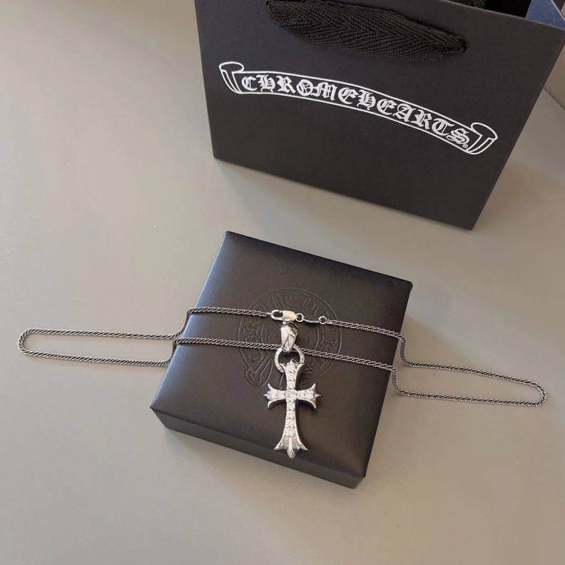 Chrxmx Hxxrts Necklaces Classic 297765