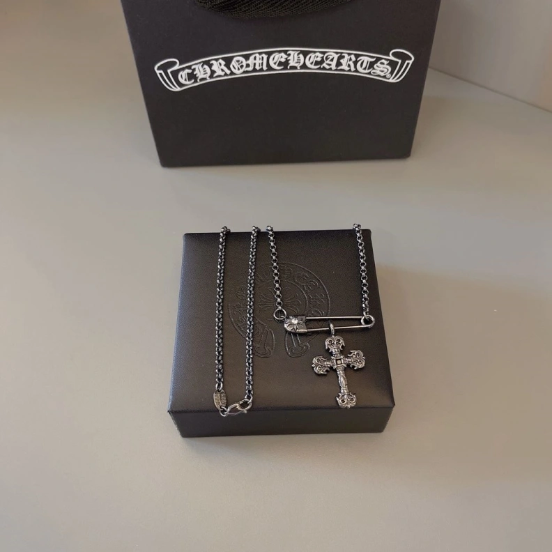 Chrxmx Hxxrts Necklaces Practical 297750
