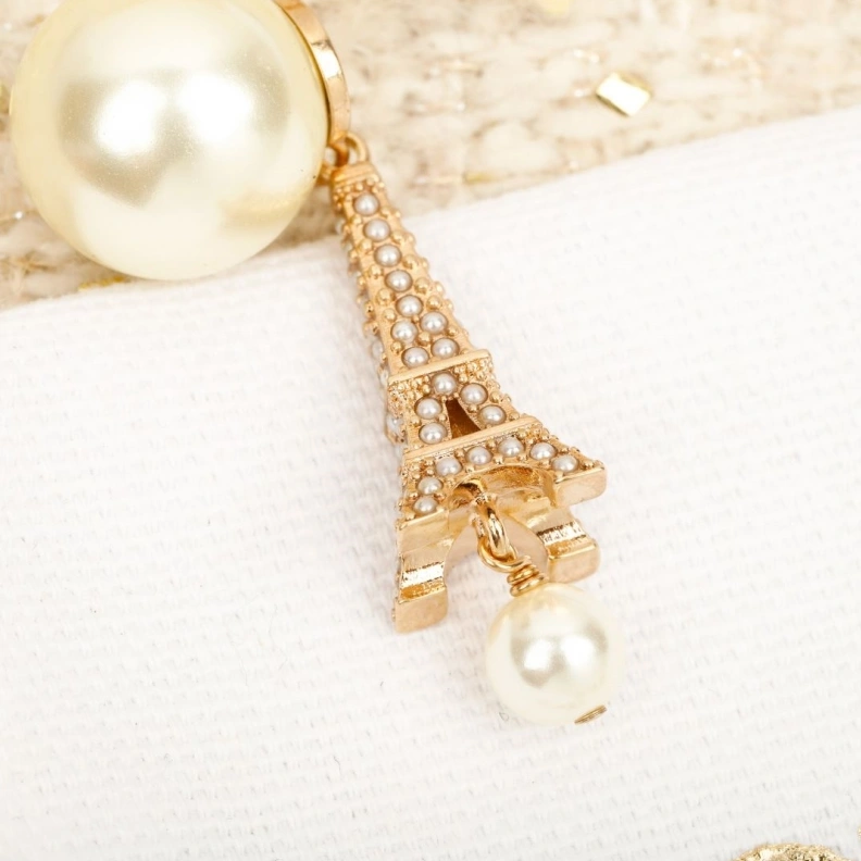 Soft Christian Dxxr Earrings 294480