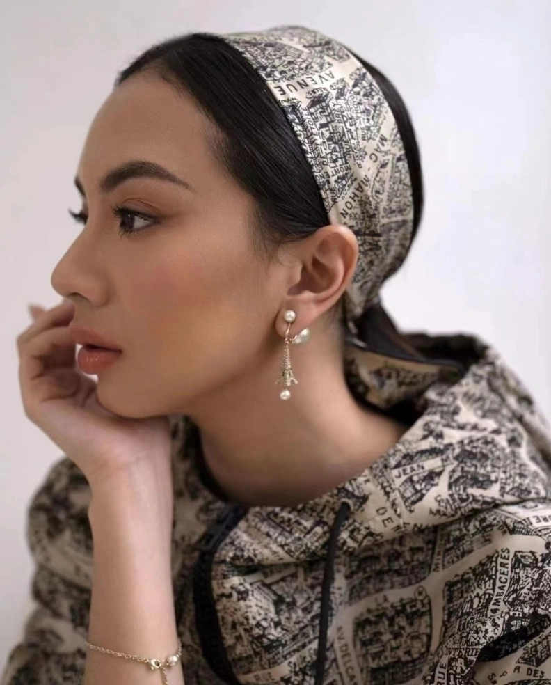 Soft Christian Dxxr Earrings 294480