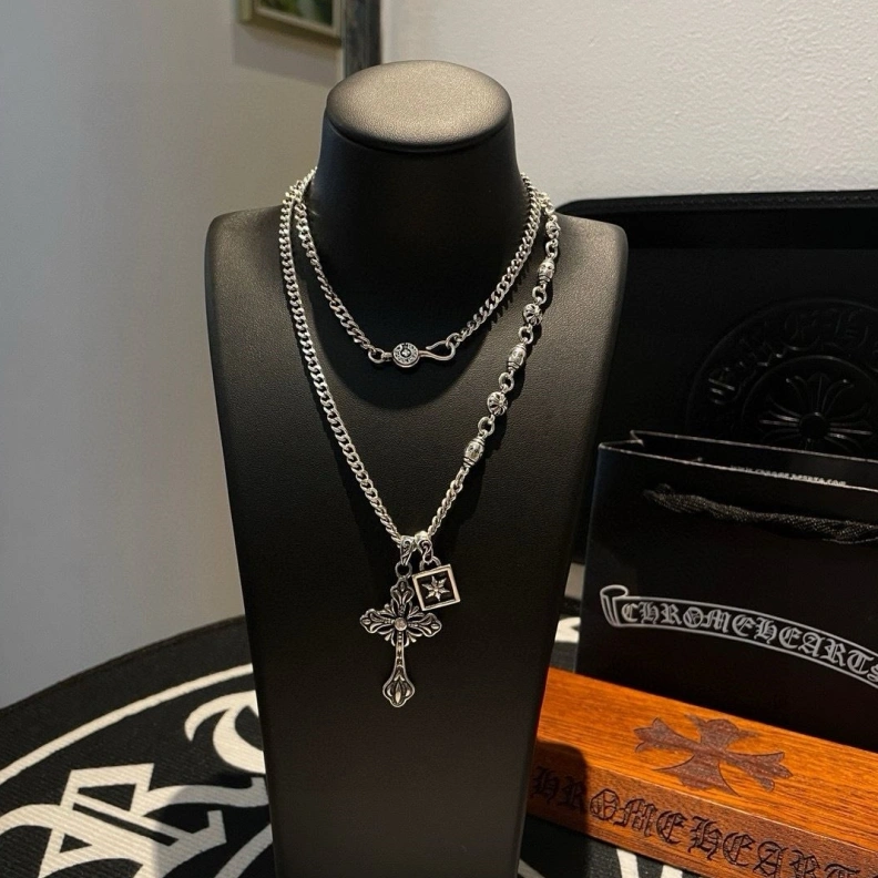 Chrxmx Hxxrts Necklaces GoAnywhere 297767