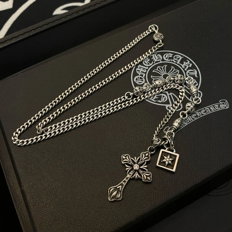 Chrxmx Hxxrts Necklaces GoAnywhere 297767