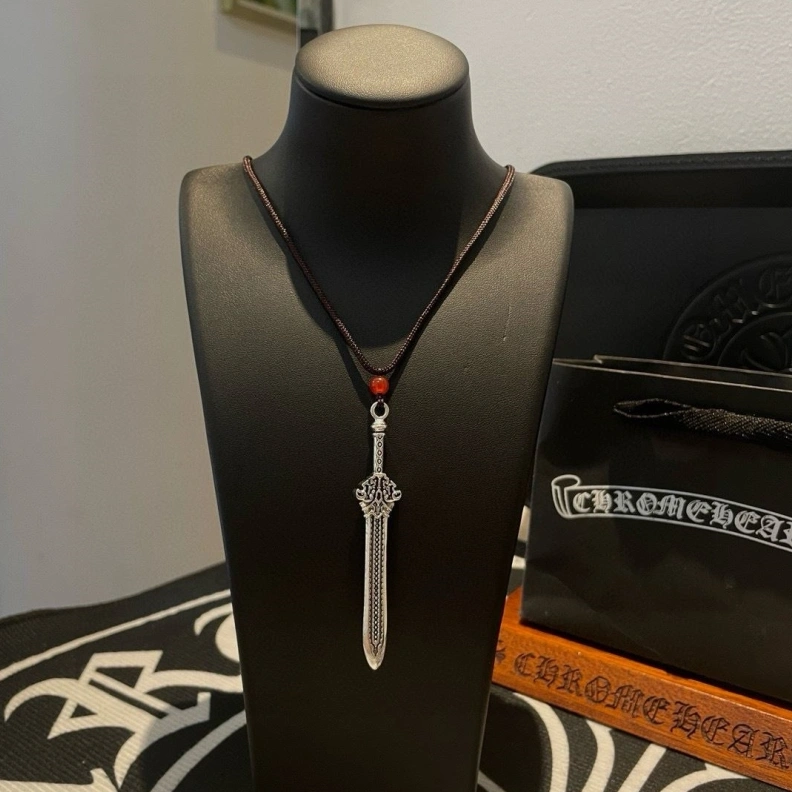 Chrxmx Hxxrts Necklaces Stylish 297756