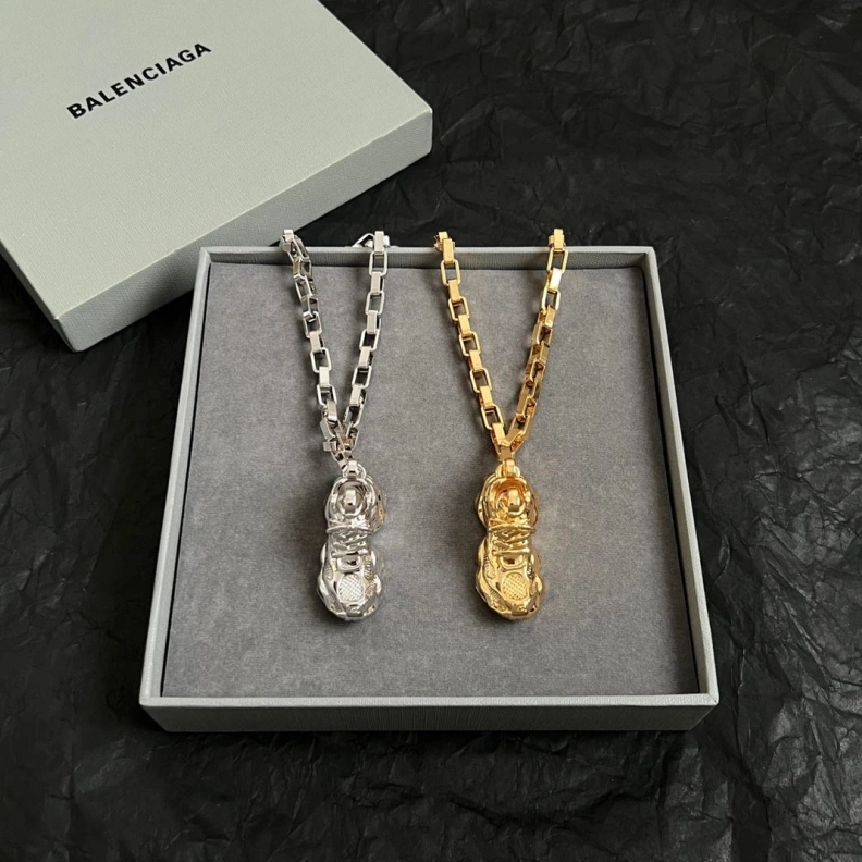 Bxlxnciaga Necklaces Affordable 282254