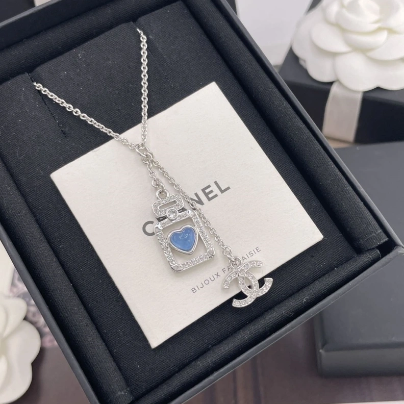 HighQuality Chxnxl Necklaces 286680