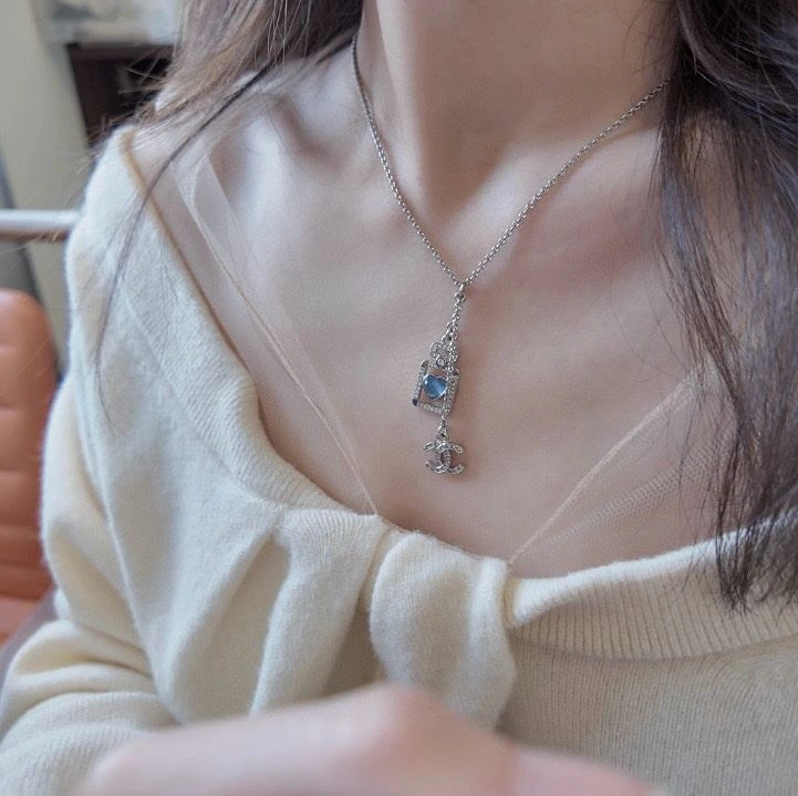 HighQuality Chxnxl Necklaces 286680