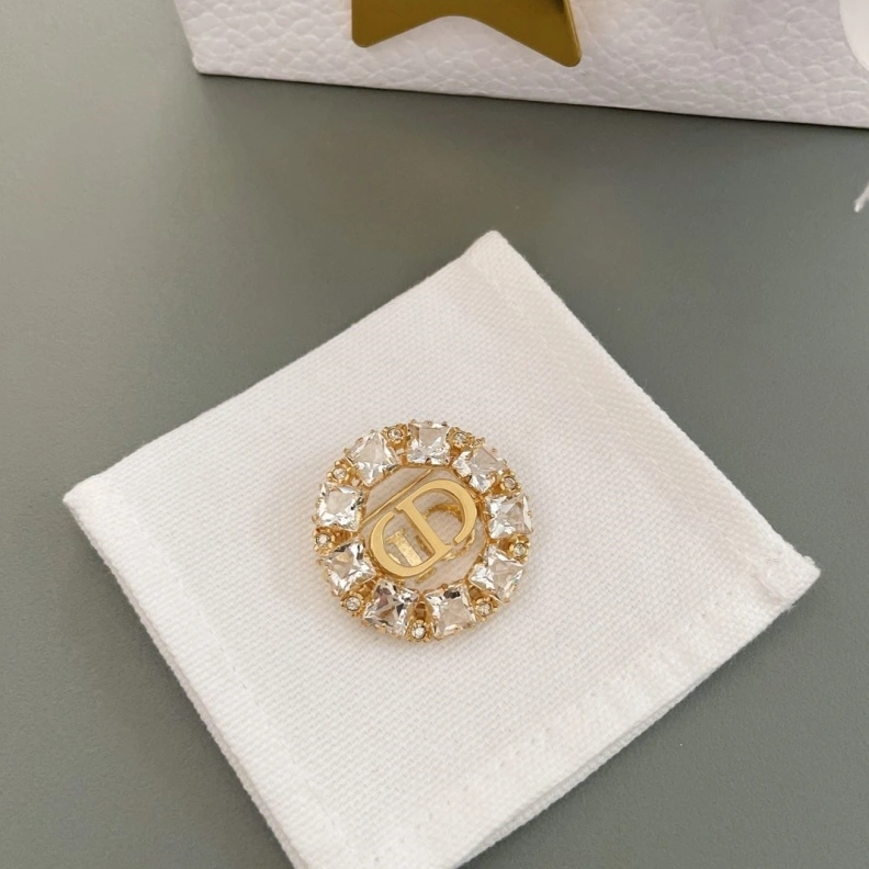 Christian Dxxr Brooches Breathable 294584