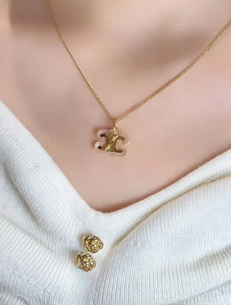 Compact Cxlxne Necklaces 283462