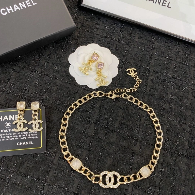 Unique Chxnxl Earrings 287191