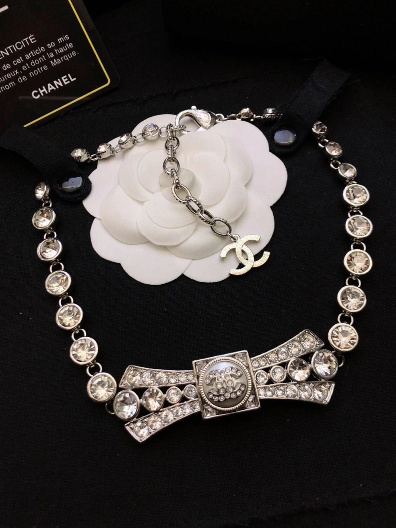Flexible Chxnxl Necklaces 286686