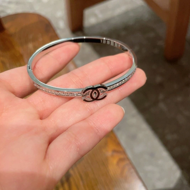 Classic Chxnxl Bracelets 287906