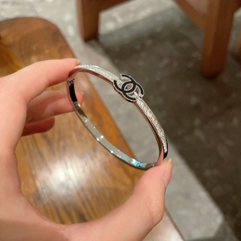 Classic Chxnxl Bracelets 287906