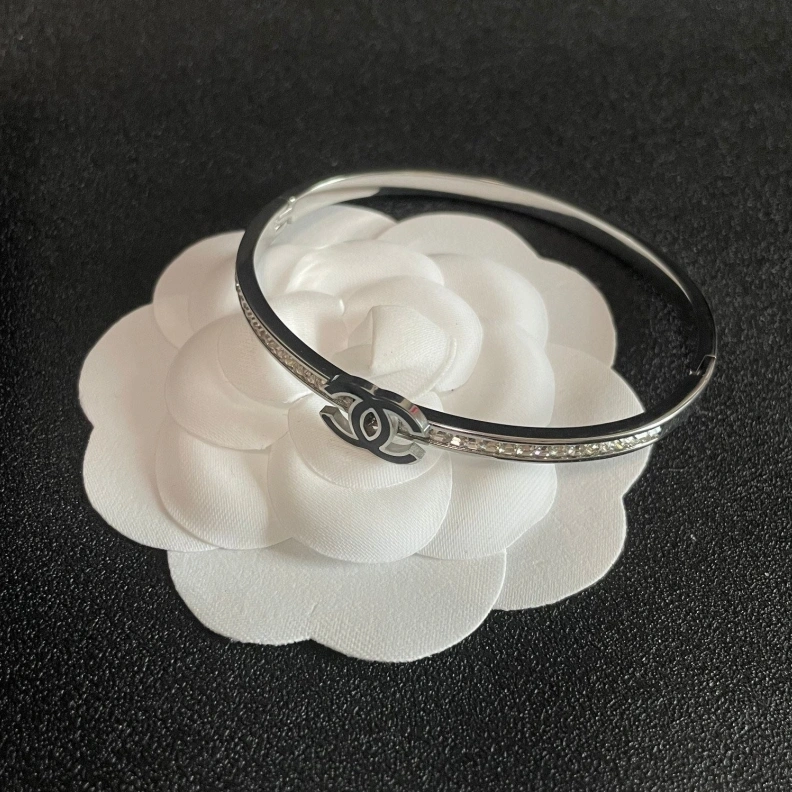 Classic Chxnxl Bracelets 287906