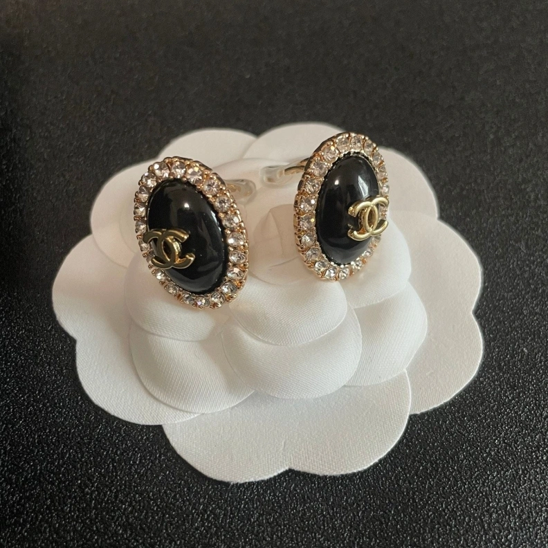 Resilient Chxnxl Earrings 287180