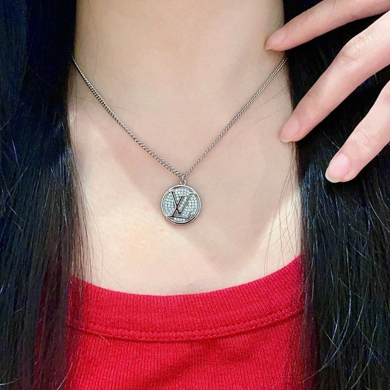 Lightweight LX Necklaces 309283