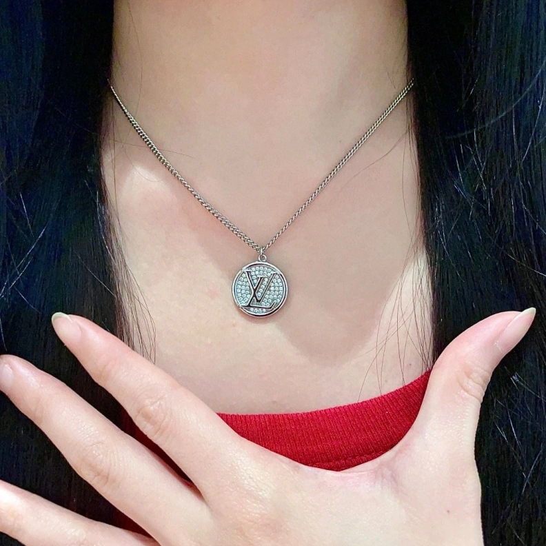 Lightweight LX Necklaces 309283